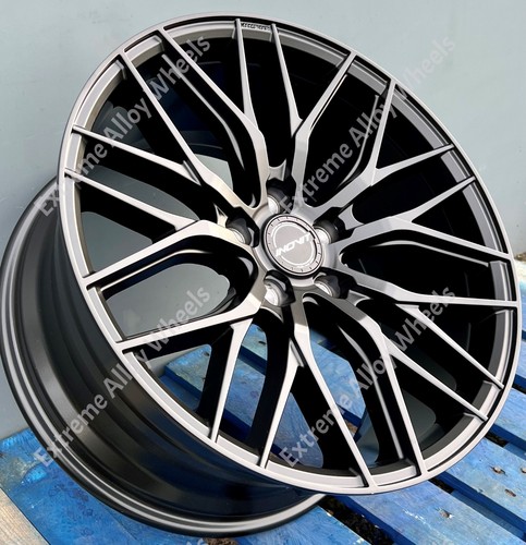 Black blitz alloy wheels - 19",